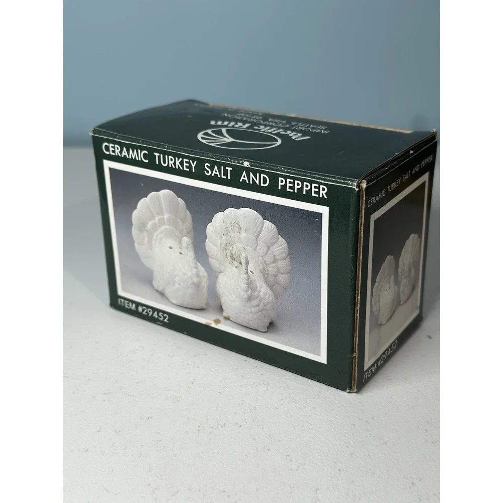 Ceramic Turkey shaped Salt and Pepper Shakers White Thanksgiving